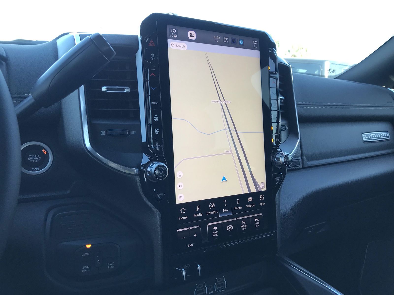 2025 RAM 2500 Laramie - Photo 33