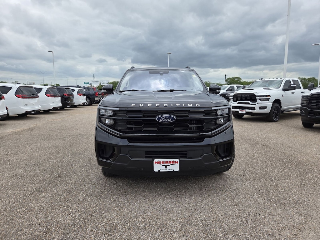Used 2025 Ford Expedition Active SUV