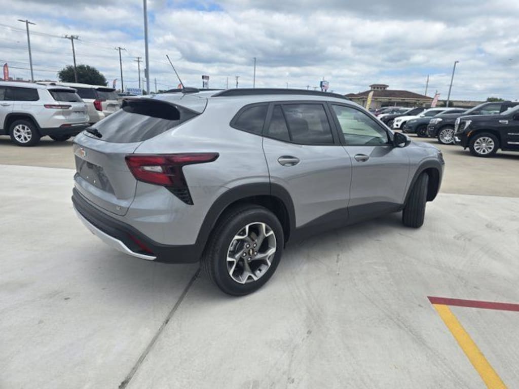 Used 2026 Chevrolet Trax LT SUV