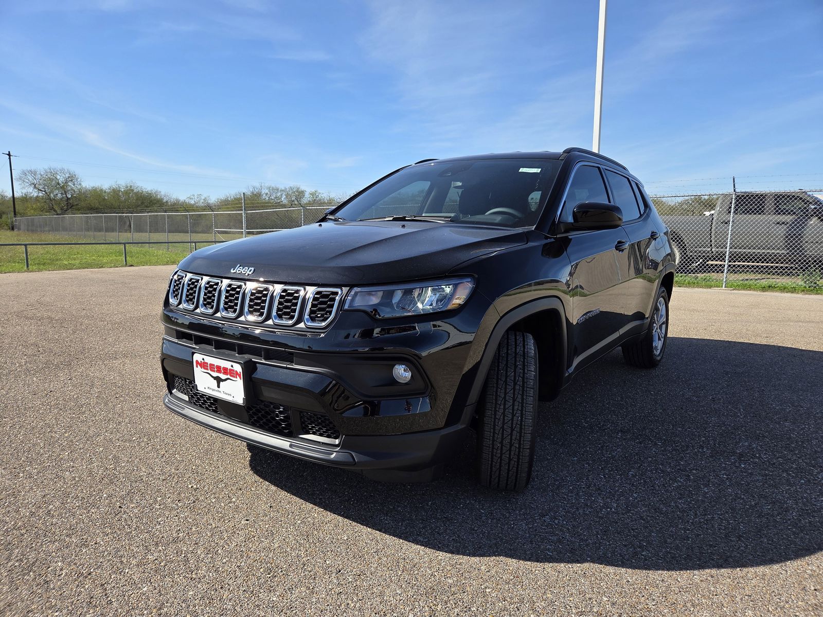 New Jeep Compass | Neessen Chrysler Dodge Jeep Ram | Kingsville, TX