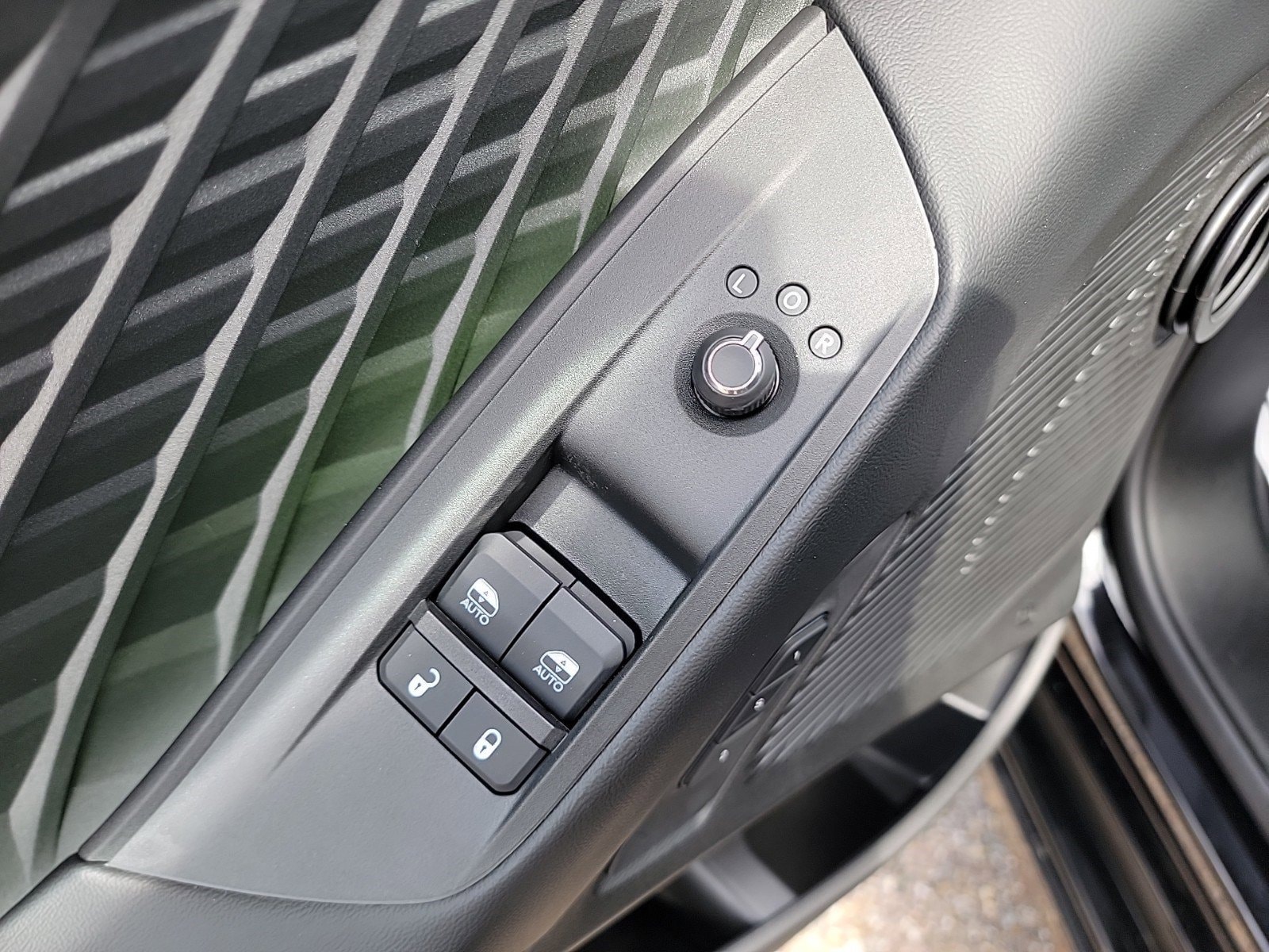 2025 Dodge Charger Daytona R/T - Photo 30