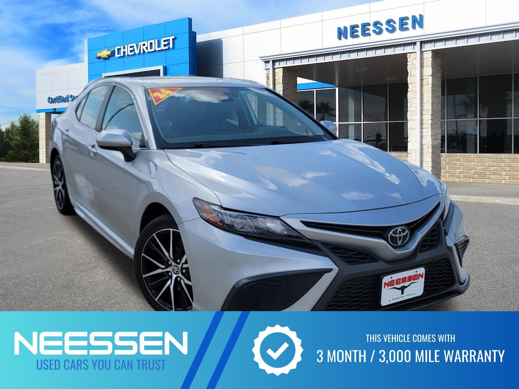 Used 2024 Toyota Camry SE Sedan