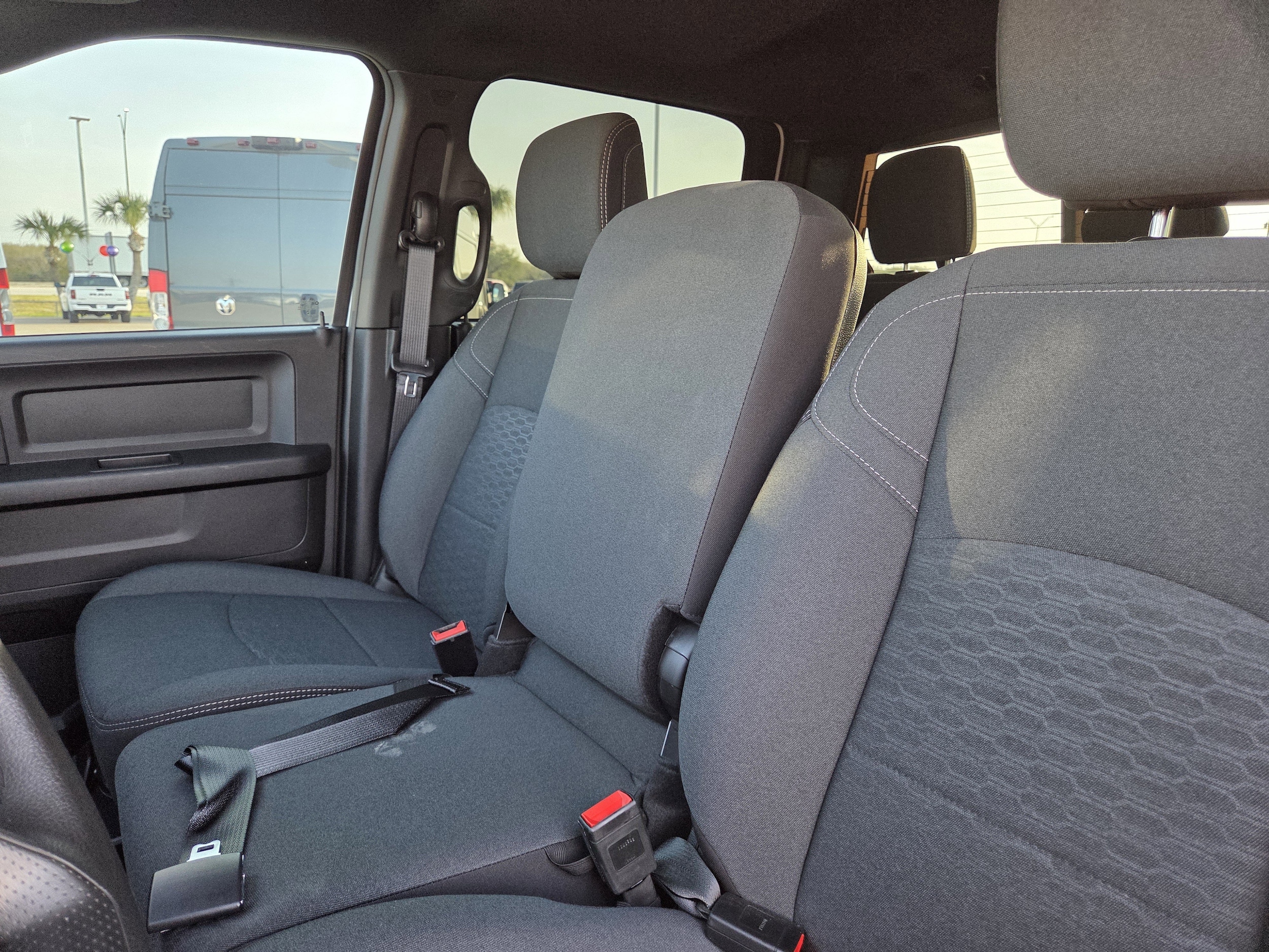 2025 RAM 2500 Tradesman - Photo 27