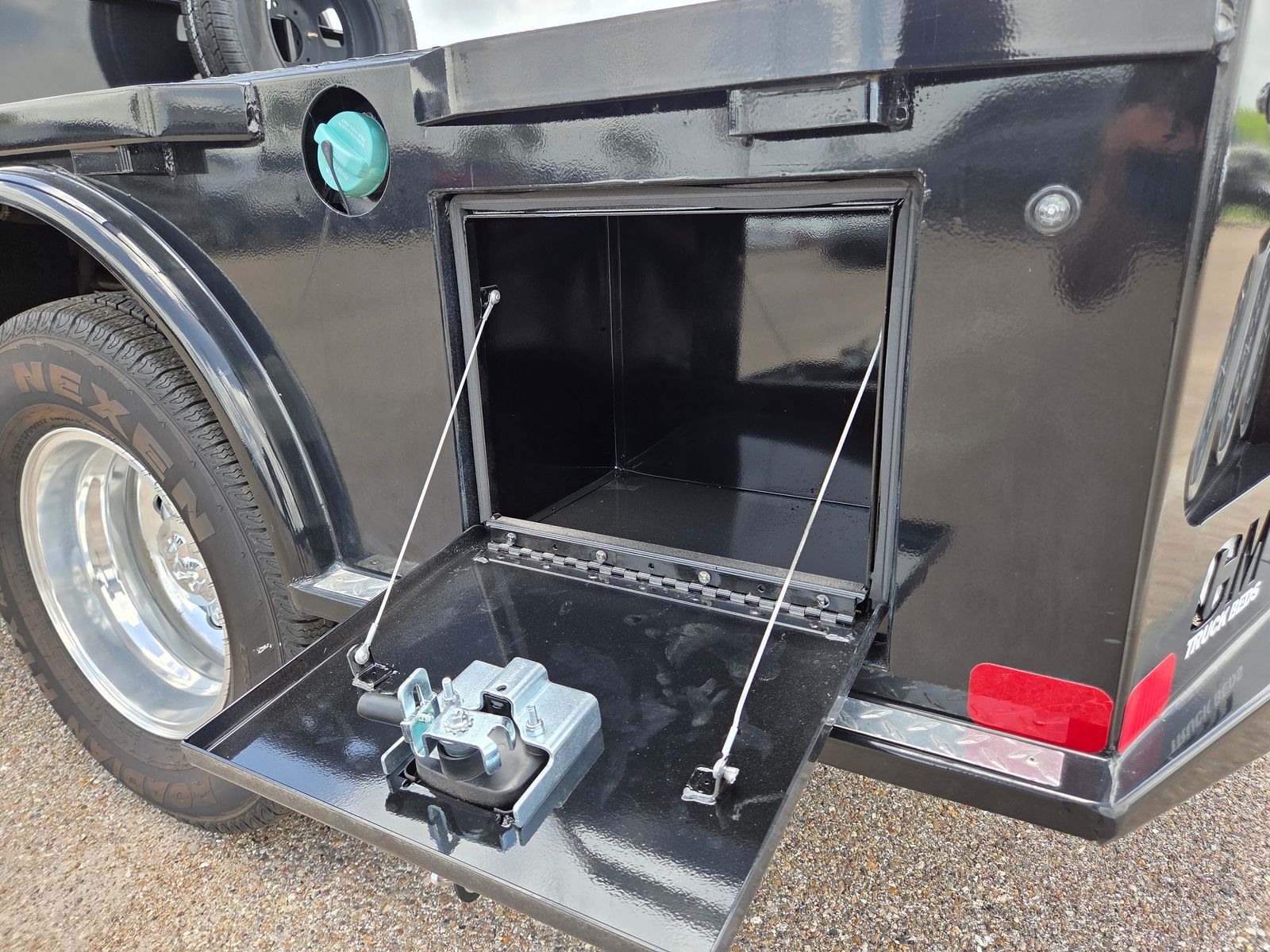 2025 RAM 3500 Chassis Tradesman - Photo 14