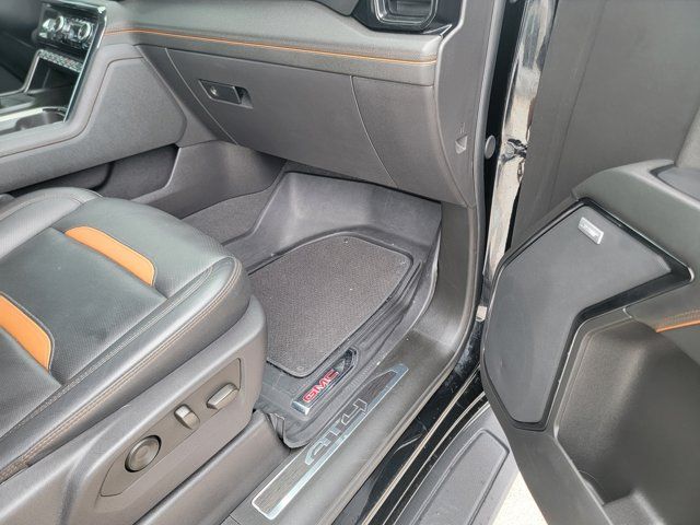 2024 GMC Sierra 1500 AT4 - Photo 8