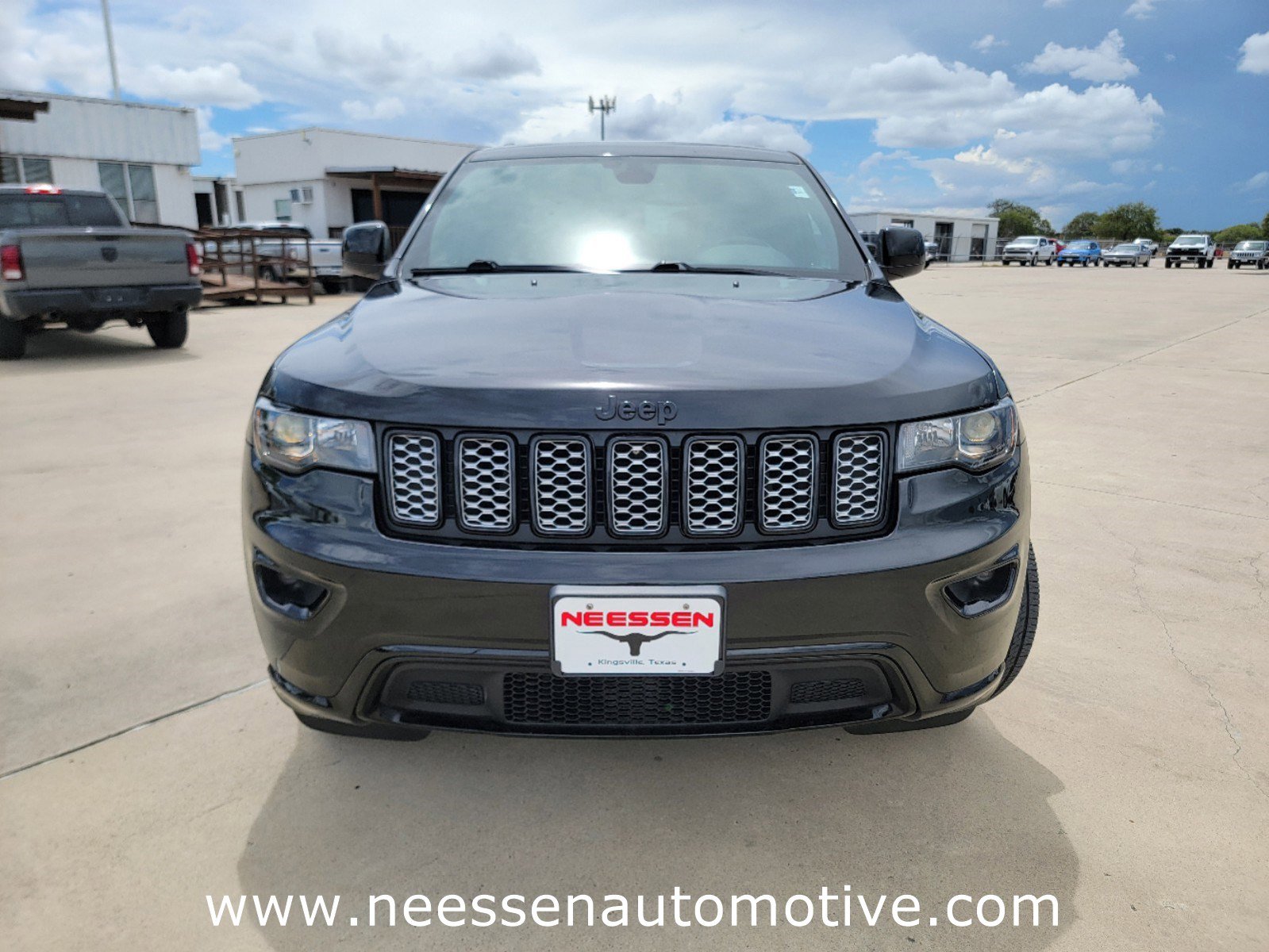 Used 2022 Jeep Grand Cherokee WK Laredo X with VIN 1C4RJEAG5NC153475 for sale in Kingsville, TX