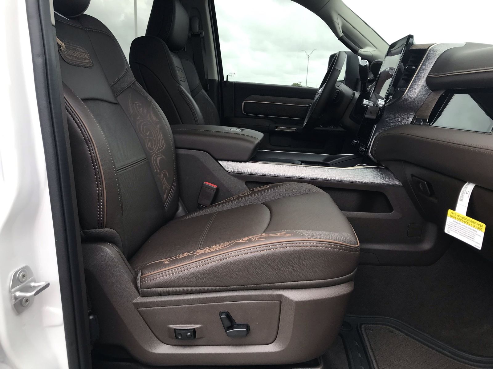 2025 RAM 2500 Limited - Photo 15