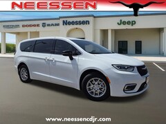 2026 Chrysler Pacifica SELECT Passenger Van