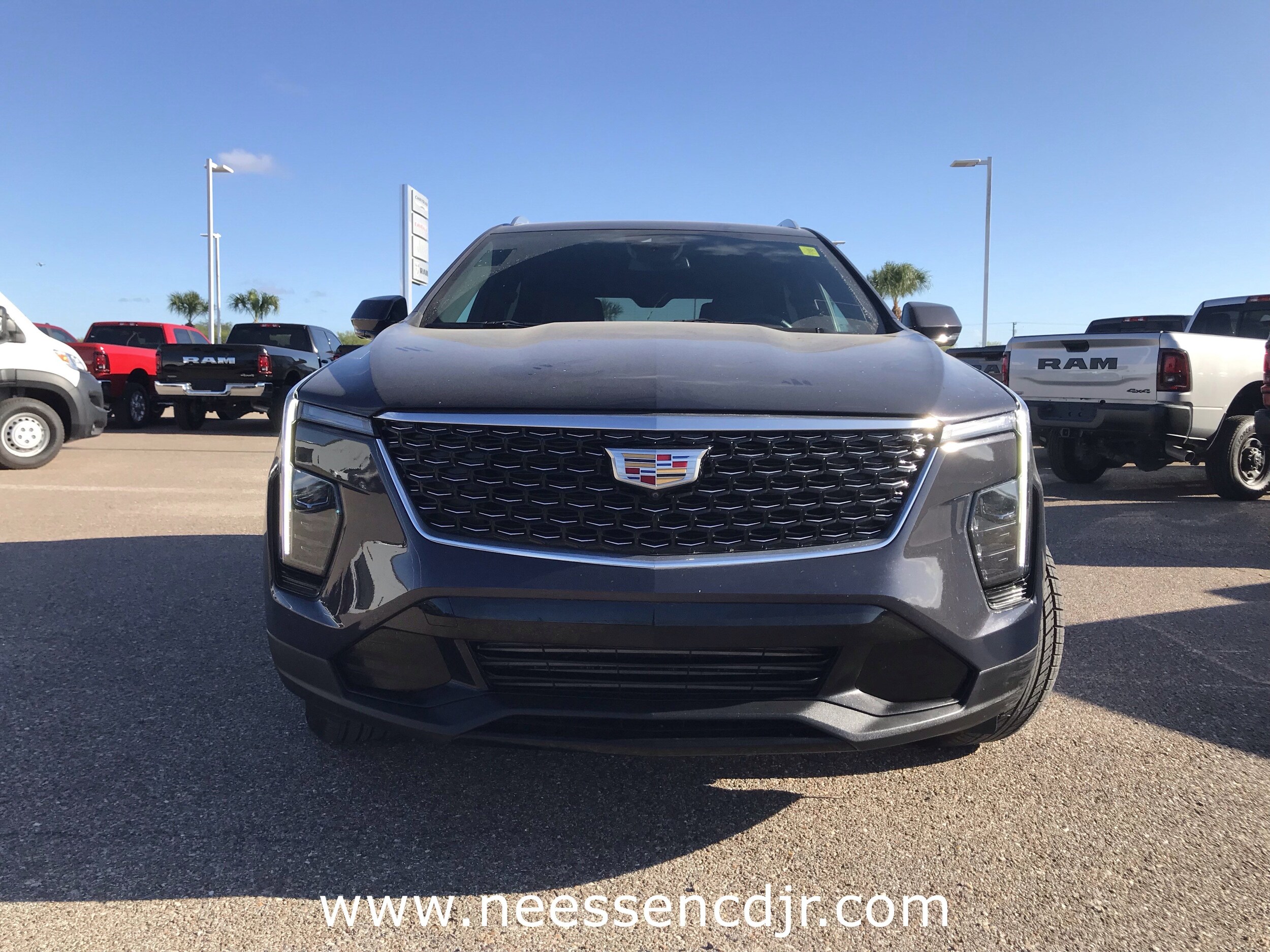 2025 Cadillac XT4 Premium Luxury photo 2