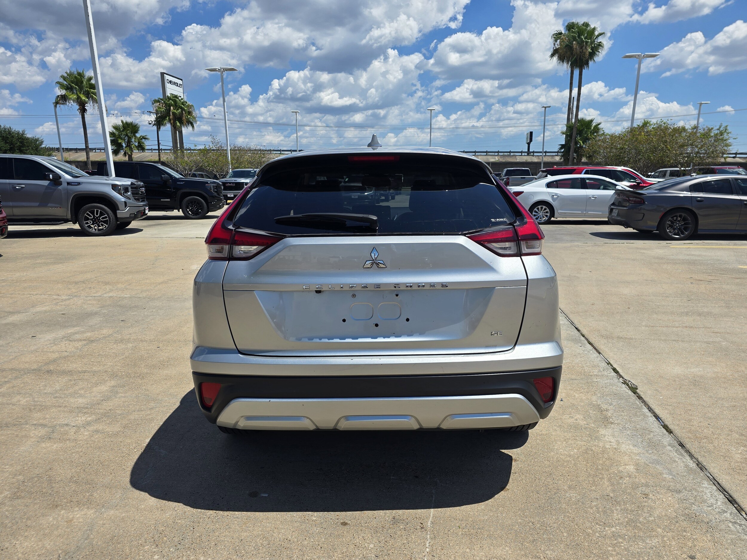 2024 Mitsubishi Eclipse Cross SE photo 4