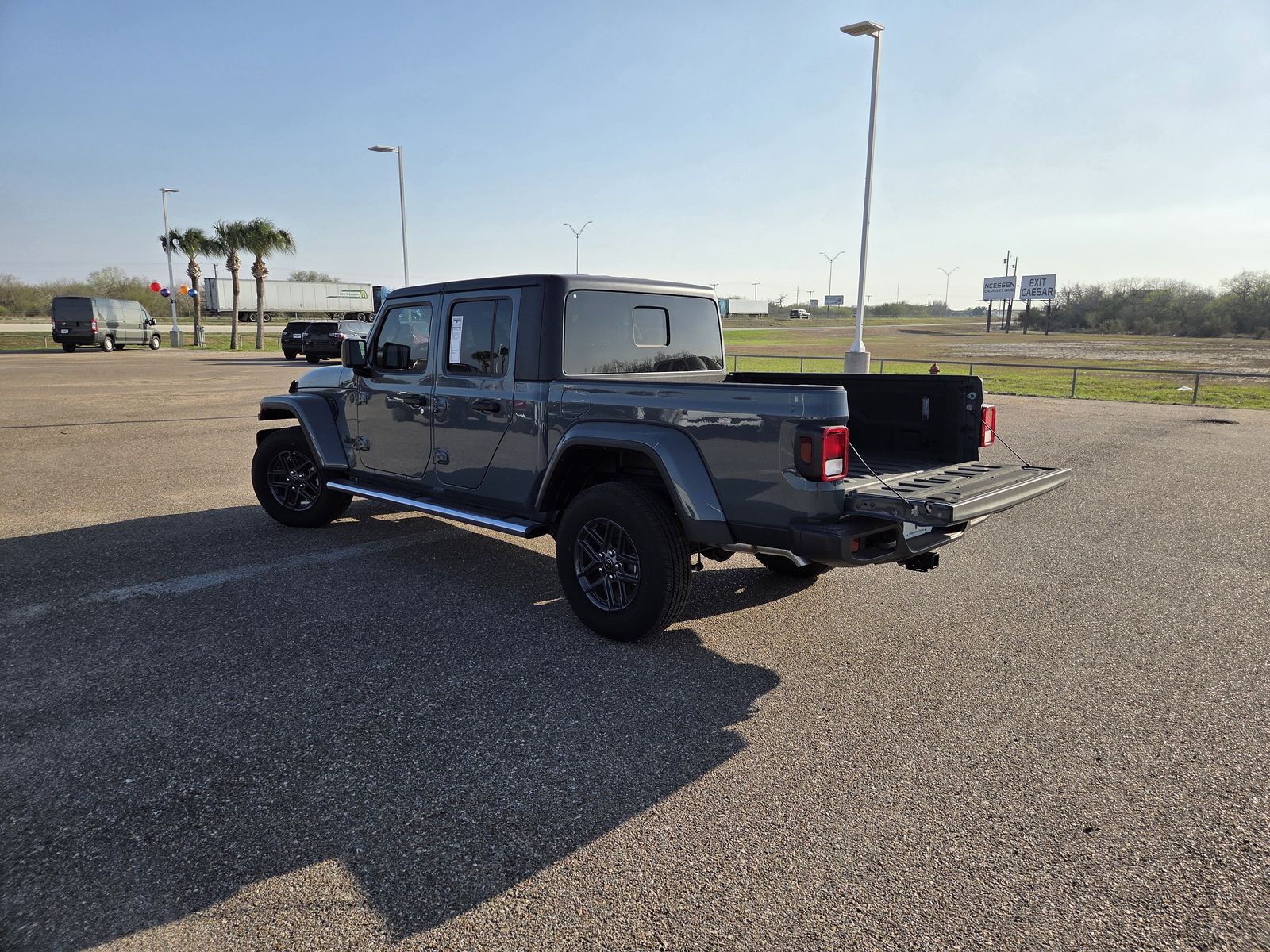2025 Jeep Gladiator Sport S - Photo 26