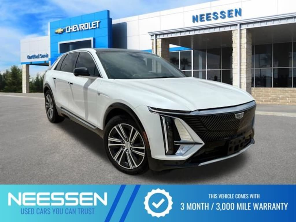 Used 2024 Cadillac Lyriq Luxury SUV