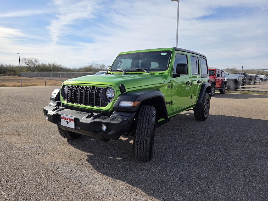 New 2026 Jeep Wrangler 4-DOOR SPORT S Sport Utility