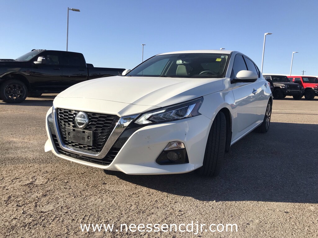 Used 2020 Nissan Altima 2.5 SL Sedan