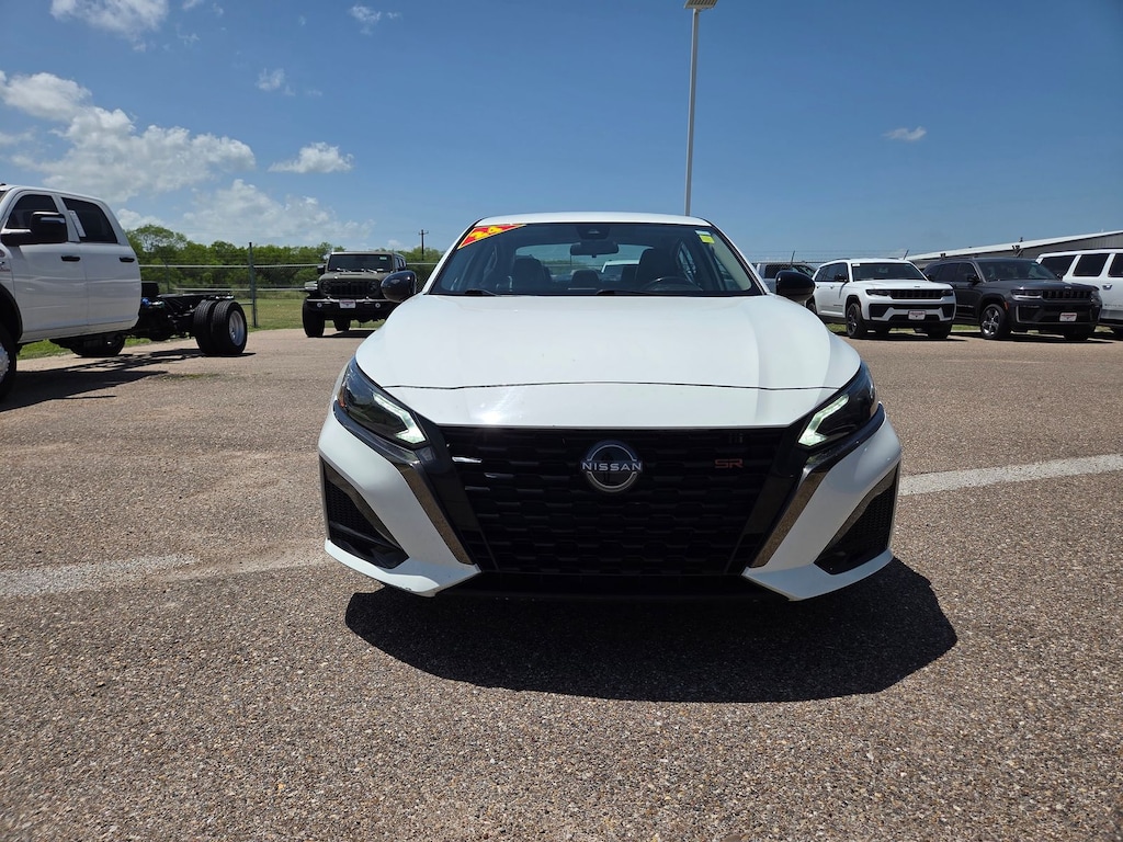 Used 2024 Nissan Altima 2.5 SR Sedan