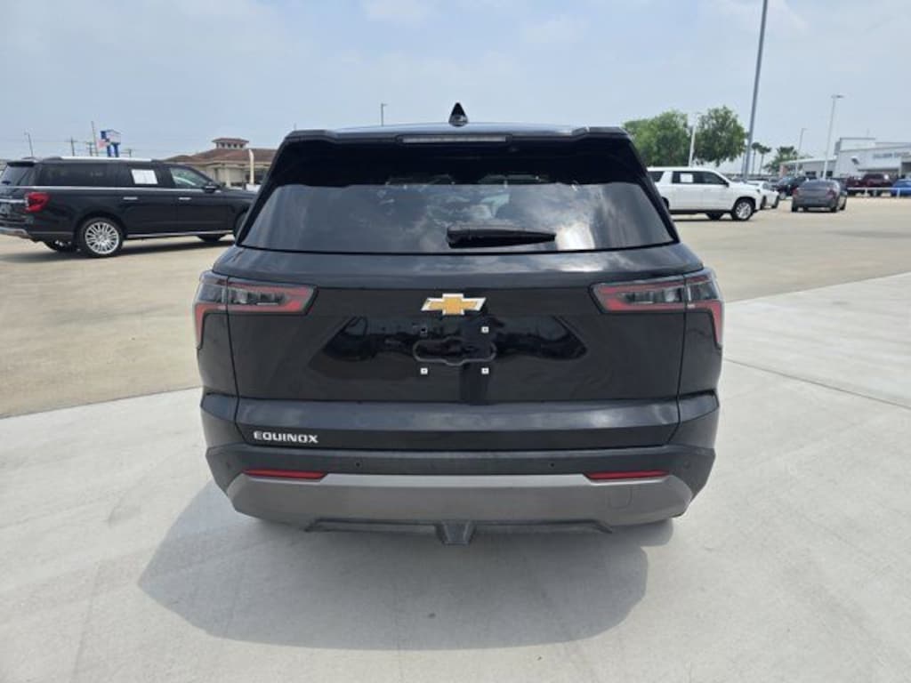 Used 2025 Chevrolet Equinox LT SUV