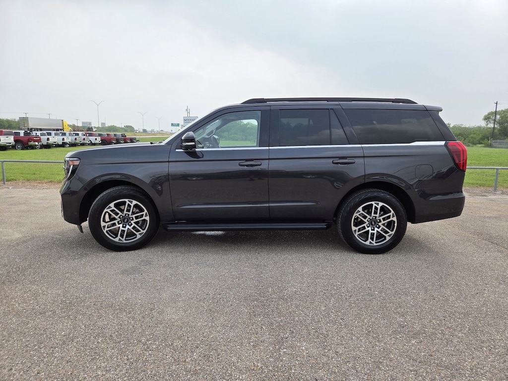 Used 2025 Ford Expedition Active SUV