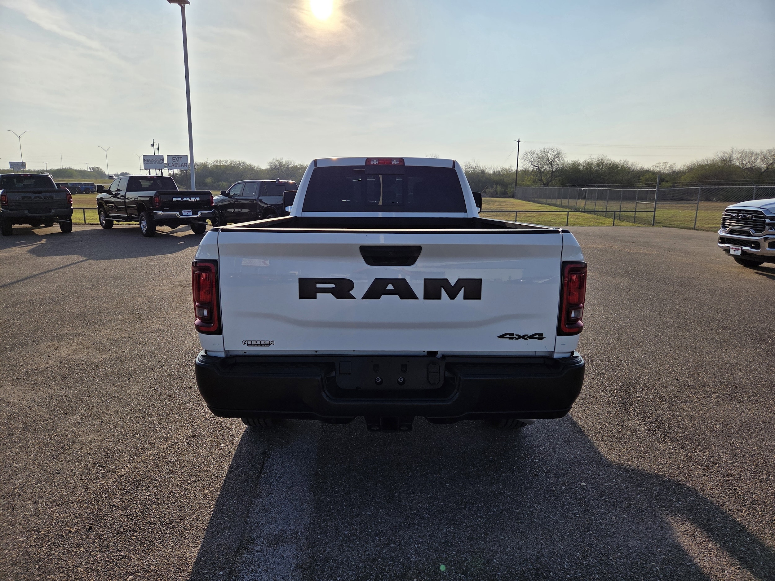 2025 RAM 2500 Tradesman - Photo 6