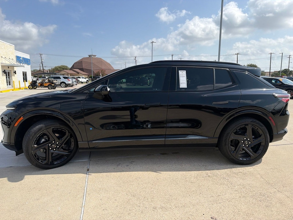 Used 2025 Chevrolet Equinox EV RS SUV