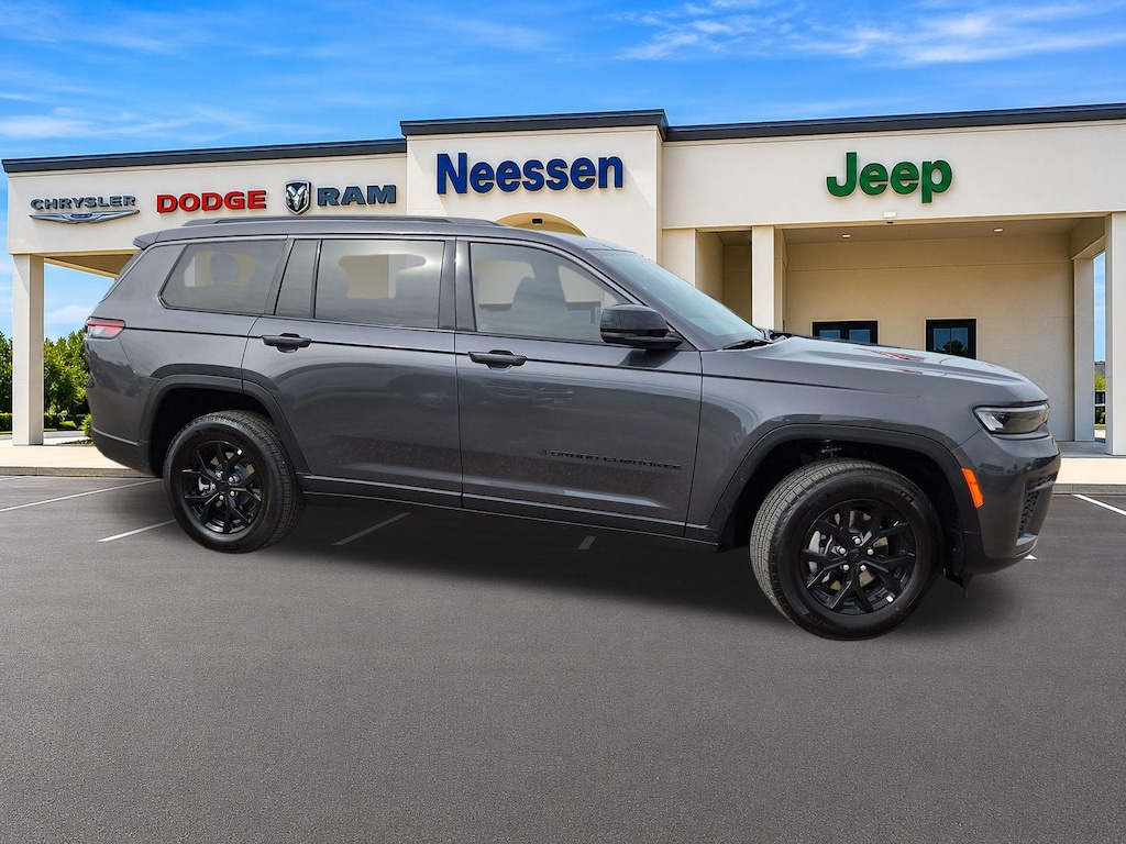 New 2026 Jeep Grand Cherokee L LAREDO ALTITUDE 4X2 Sport Utility