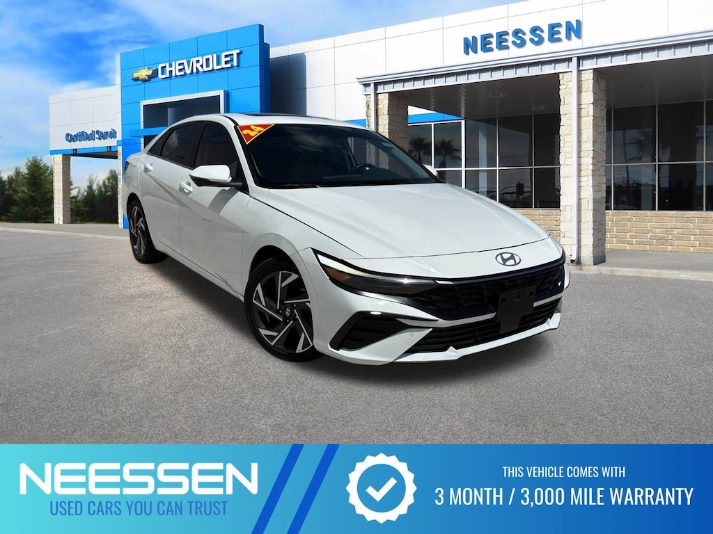 Used 2024 Hyundai Elantra Limited Sedan