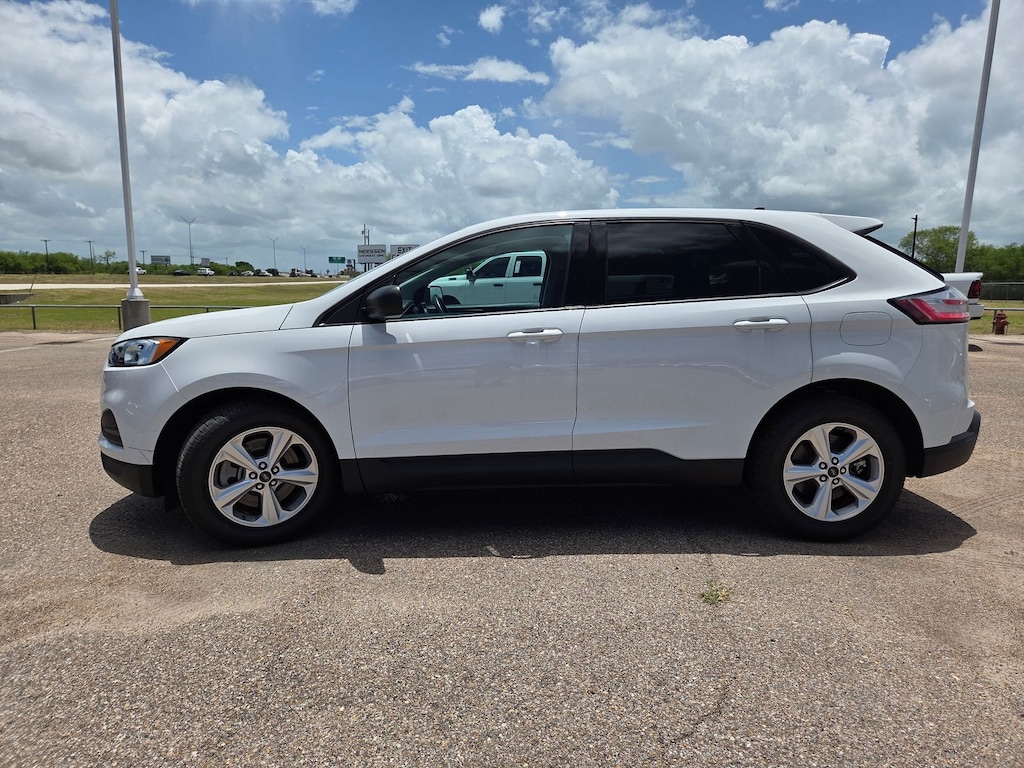 Used 2024 Ford Edge SE SUV