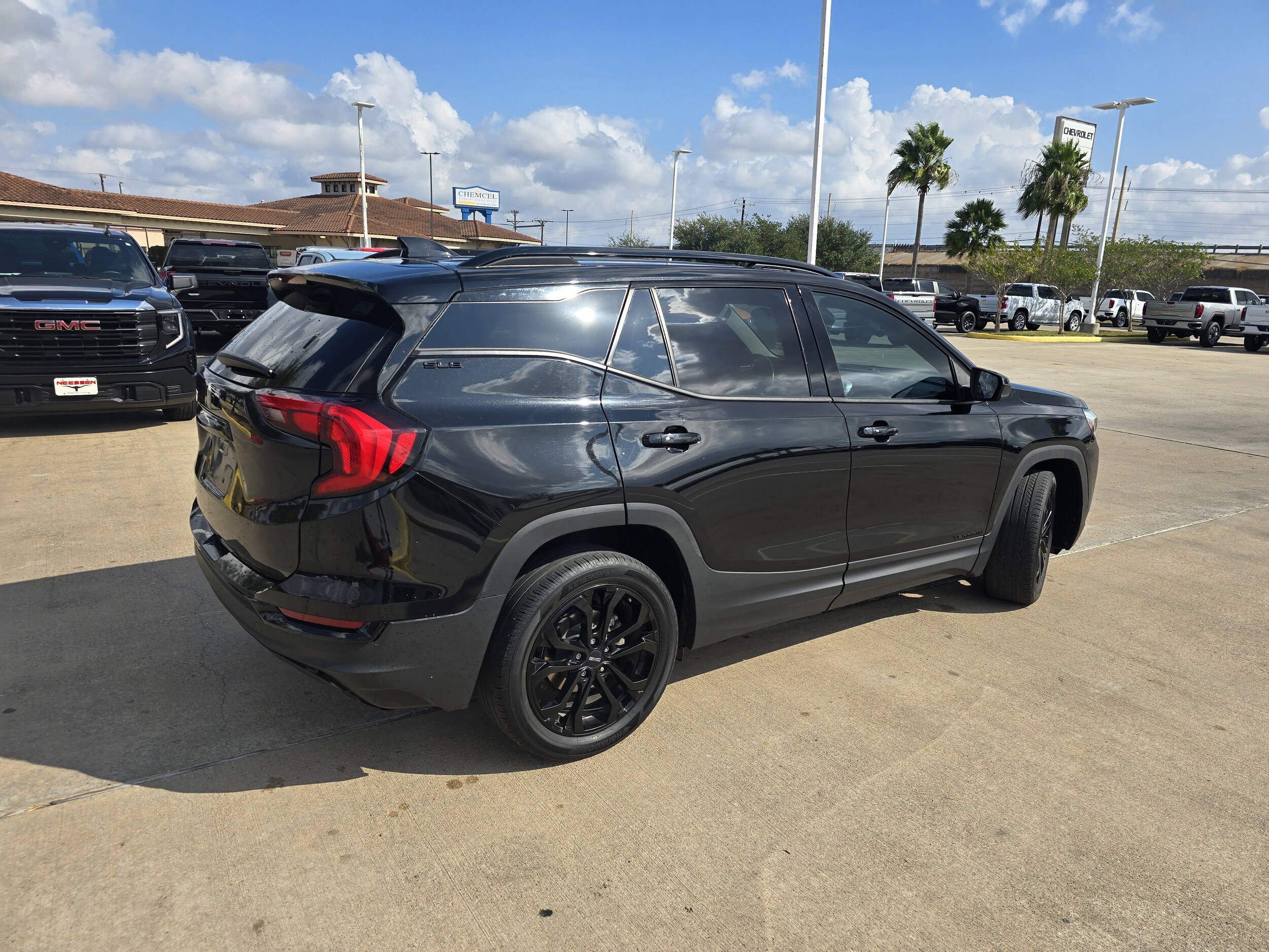 2020 Gmc Terrain SLE photo 2