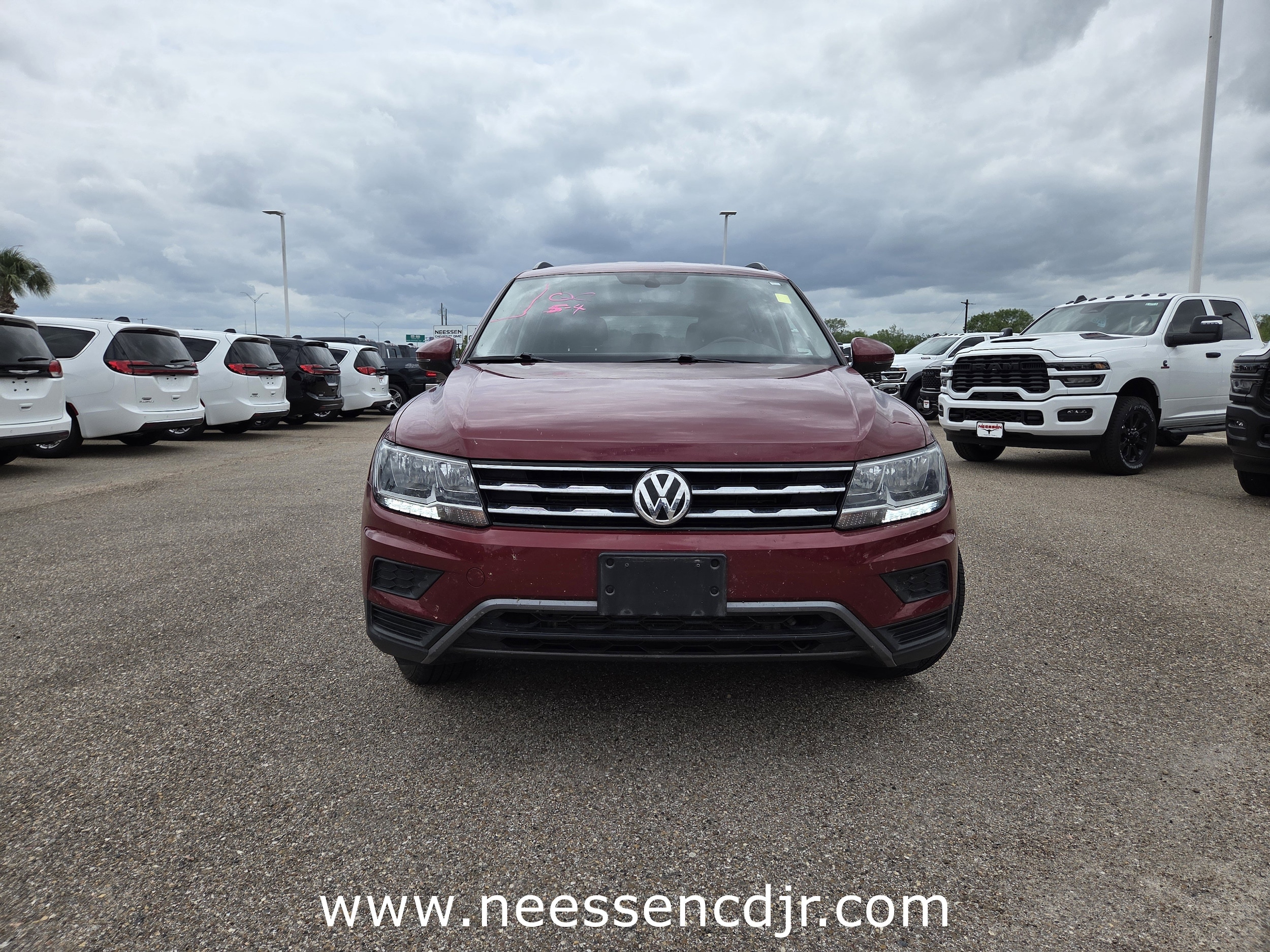 Used 2019 Volkswagen Tiguan SE with VIN 3VV3B7AX0KM123584 for sale in Kingsville, TX