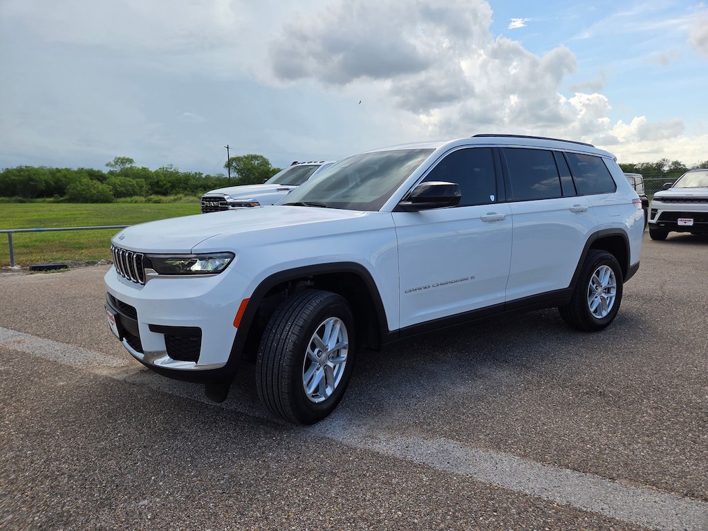 New 2026 Jeep Grand Cherokee L LAREDO 4X2 Sport Utility