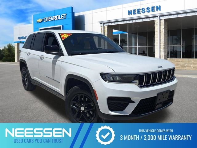2025 Jeep Grand Cherokee Laredo X 4x4's photo