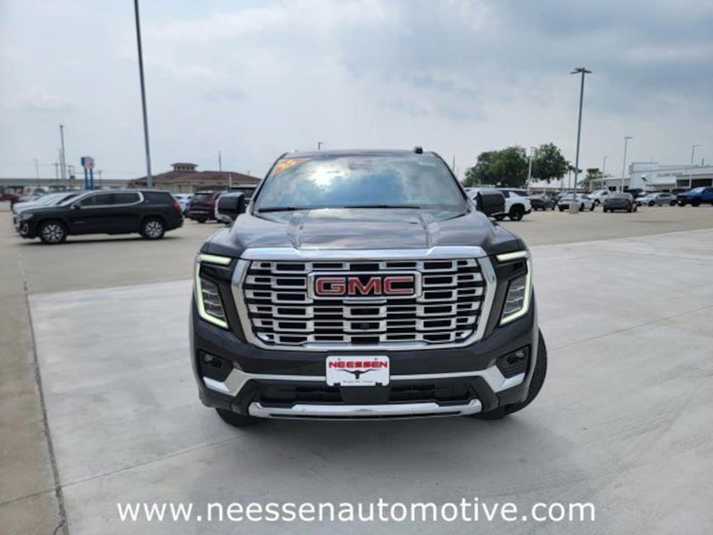 Used 2025 GMC Yukon Denali SUV