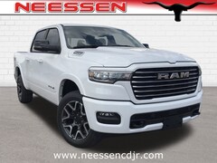 2026 Ram 1500 LARAMIE CREW CAB 4X4 5'7 BOX Pickup