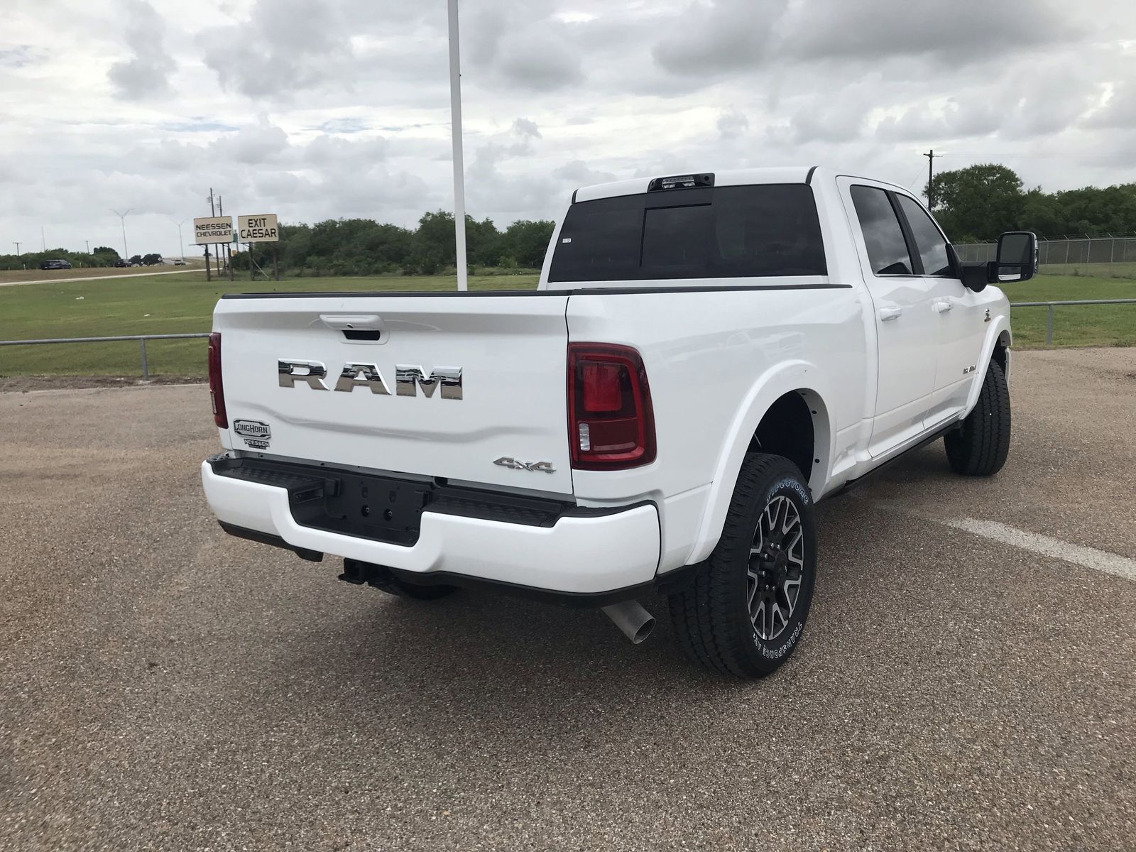 2025 RAM 2500 Limited - Photo 10