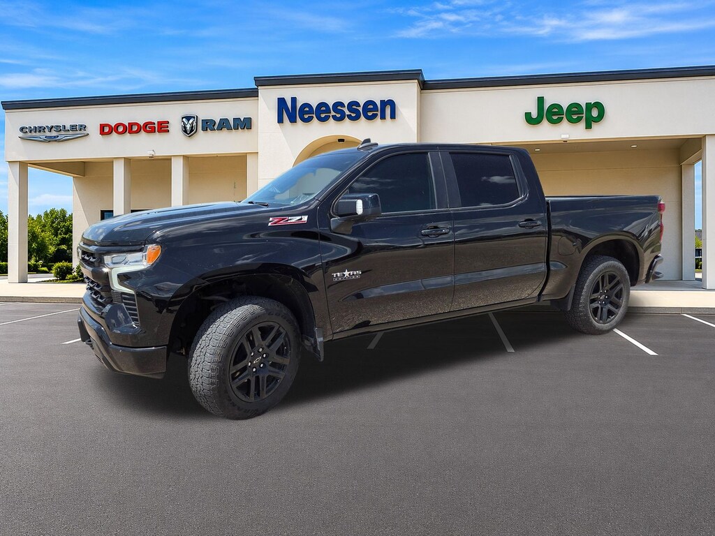 Used 2022 Chevrolet Silverado 1500 RST Truck