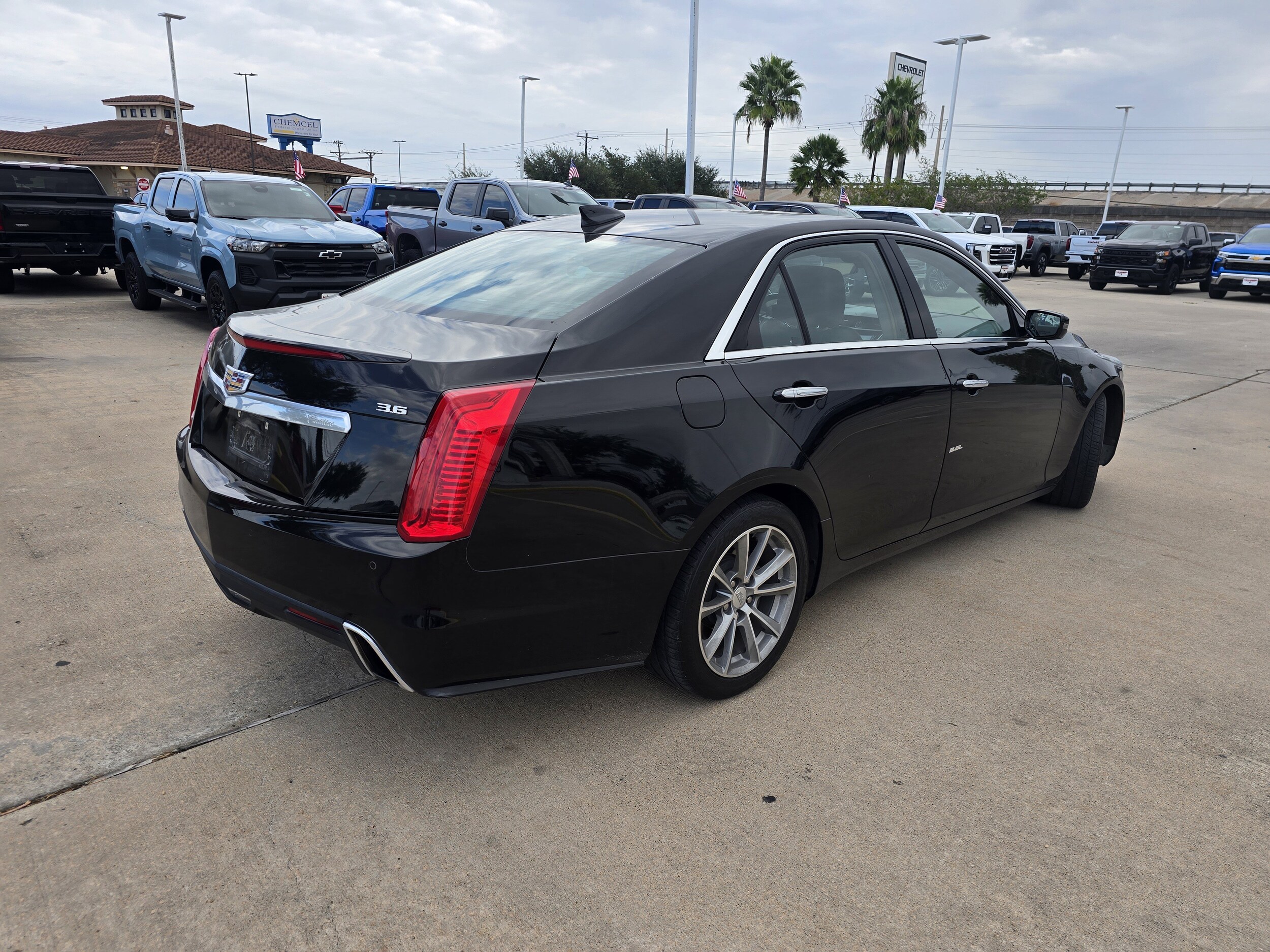 2019 Cadillac CTS Luxury photo 3