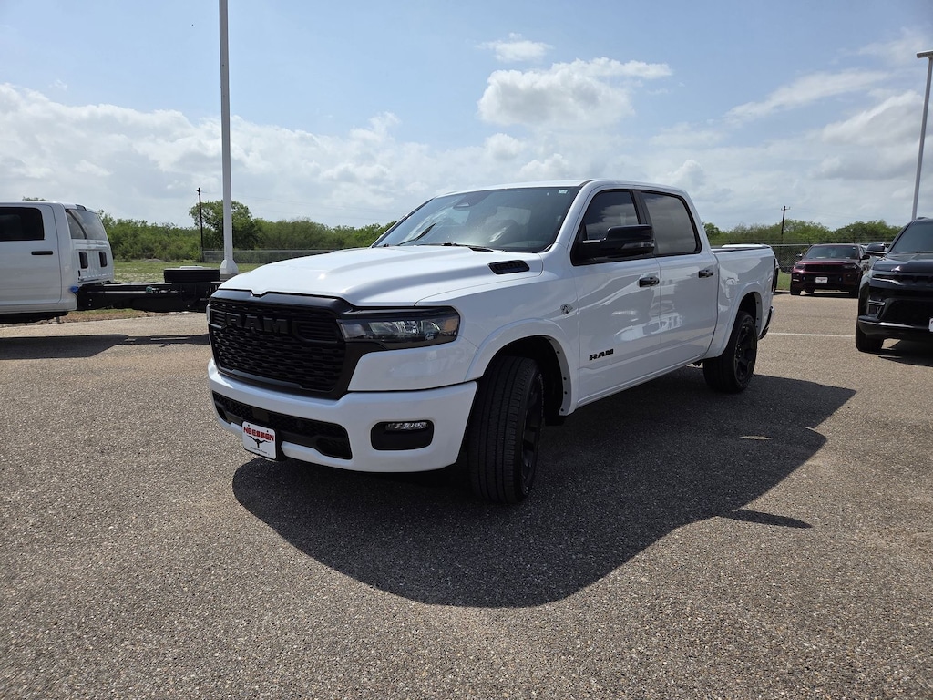 New 2026 Ram 1500 LONE STAR CREW CAB 4X4 5'7 BOX Pickup