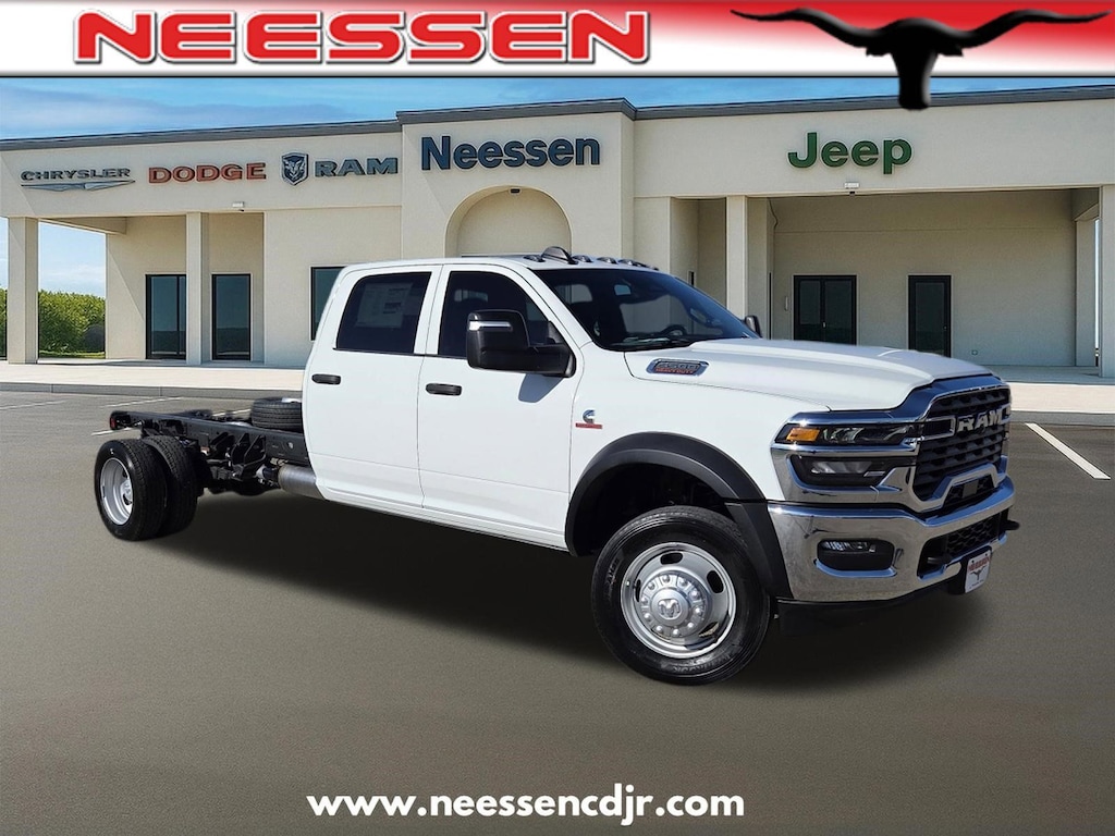New 2026 Ram 5500 Chassis Cab TRADESMAN CREW 4X4 84' CA Pickup
