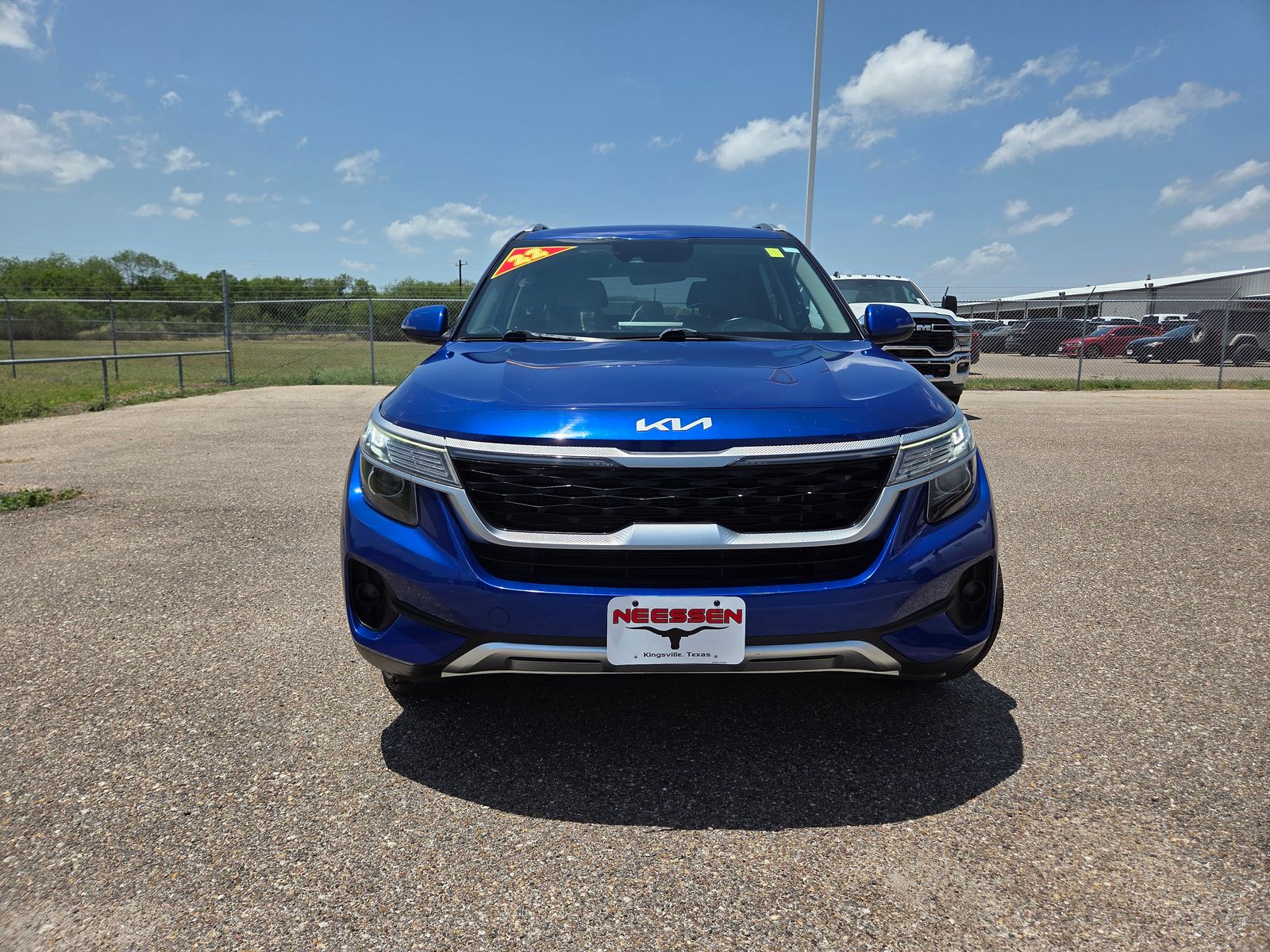 Used 2022 Kia Seltos S with VIN KNDEU2AA5N7272281 for sale in Kingsville, TX