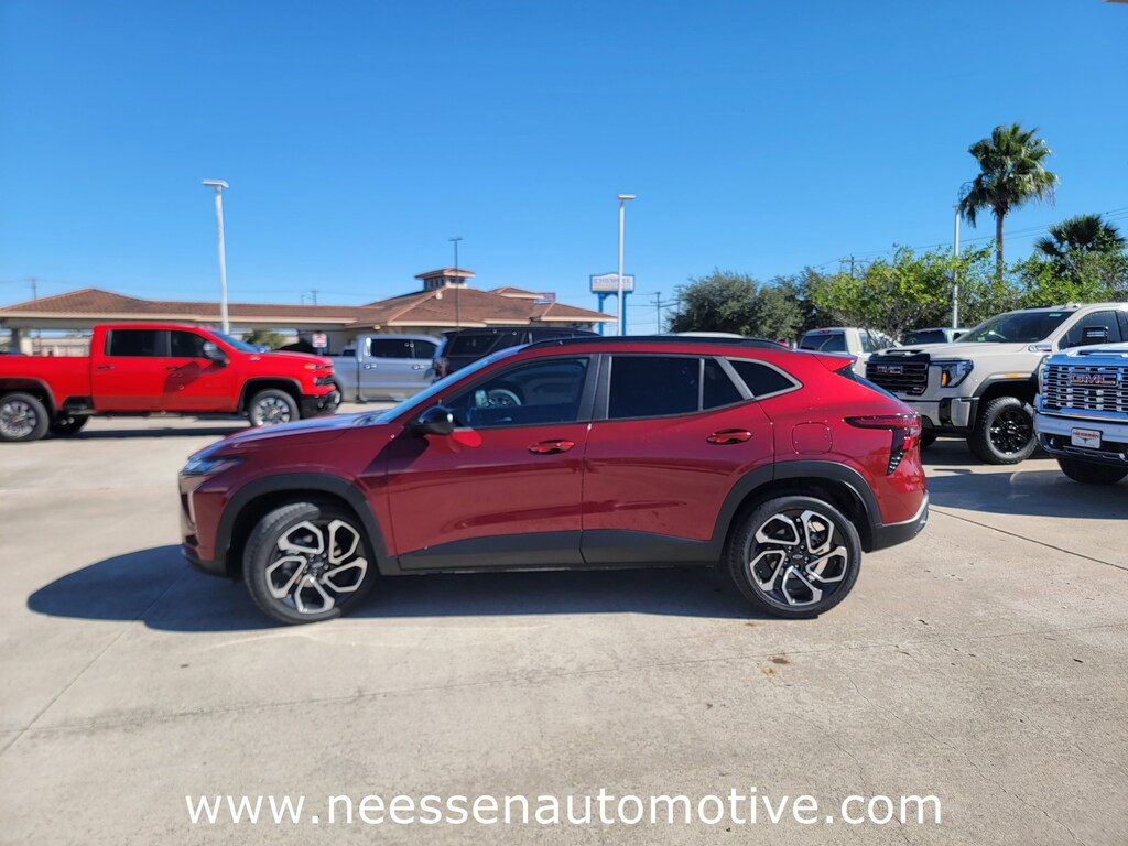 Used 2024 Chevrolet Trax 2RS SUV