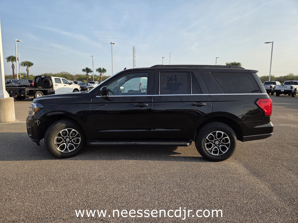 Used 2024 Ford Expedition XLT SUV