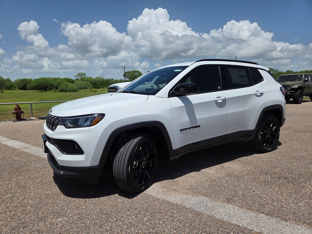 New 2026 Jeep Compass LATITUDE ALTITUDE 4X4 Sport Utility