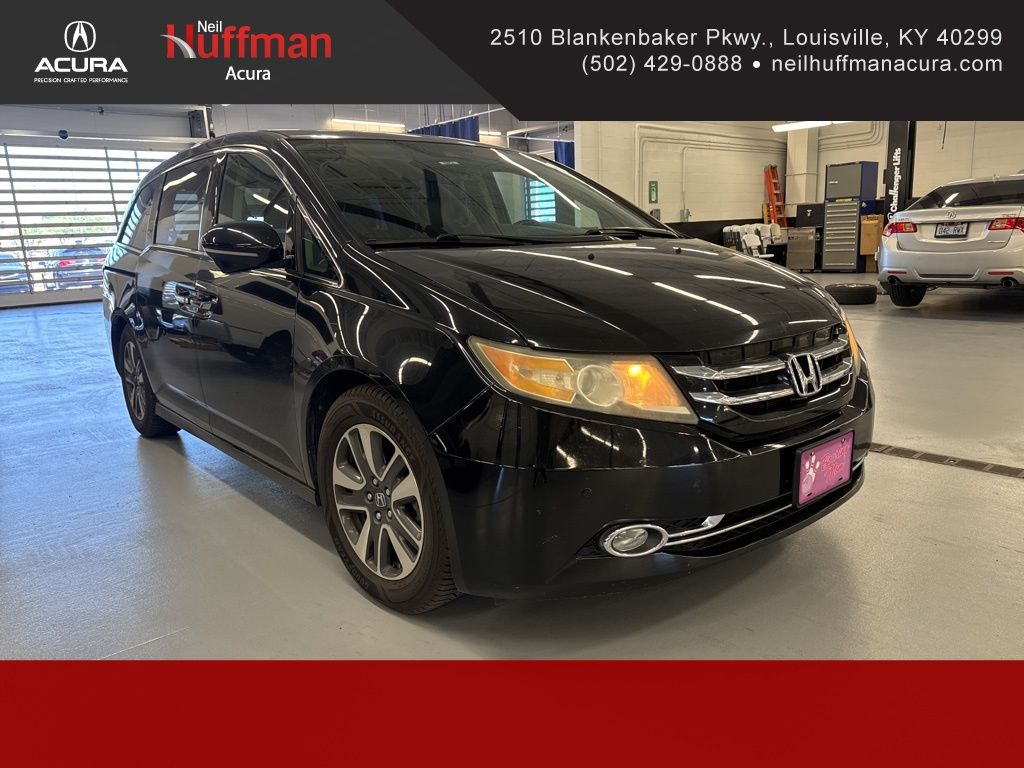 2016 Honda Odyssey Touring's photo