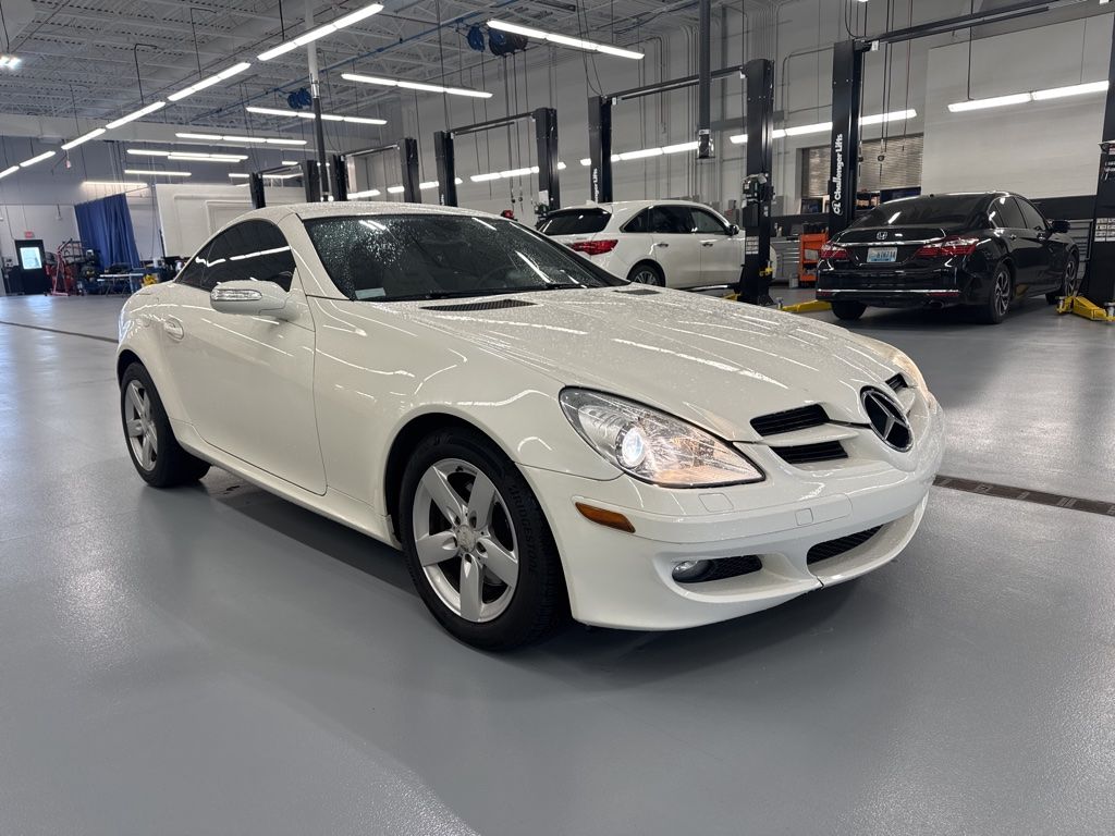 Used 2008 Mercedes-Benz SLK-Class SLK280 with VIN WDBWK54F48F180526 for sale in Jeffersontown, KY