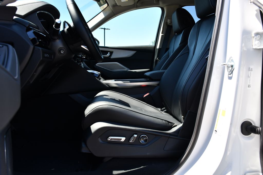 2026 Acura MDX Technology Package - Photo 17