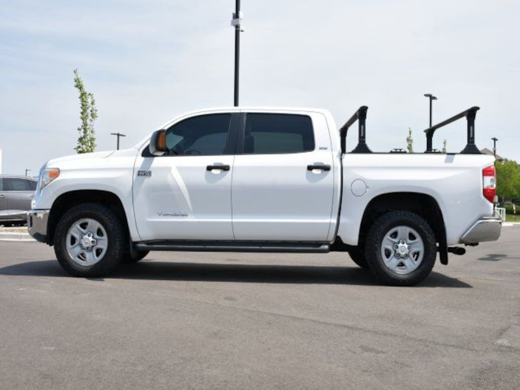 Used 2017 Toyota Tundra SR5 5.7L V8 w/FFV Truck CrewMax