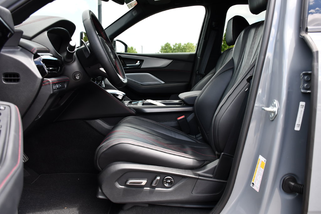 2026 Acura MDX A-spec w/Advance Package - Photo 17