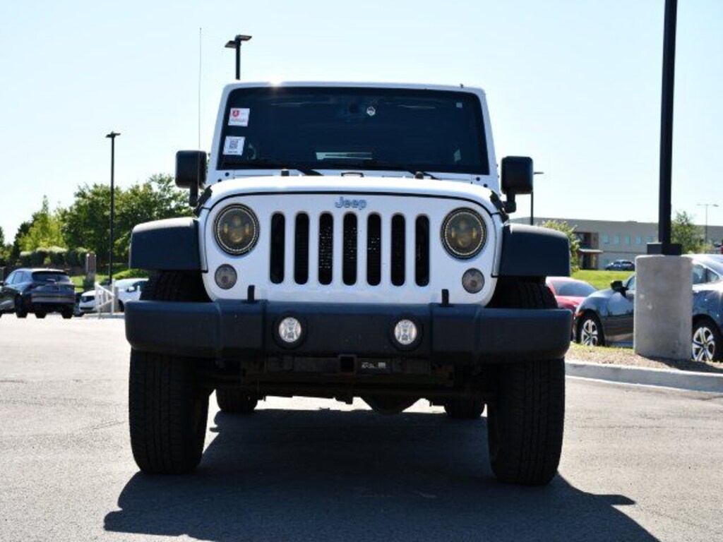Used 2015 Jeep Wrangler Unlimited Rubicon 4x4 SUV