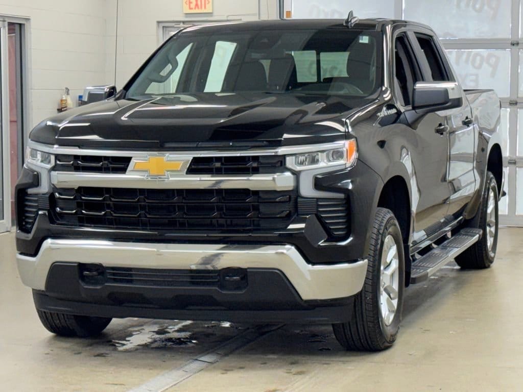 2026 Chevrolet Silverado 1500 LT - Photo 3