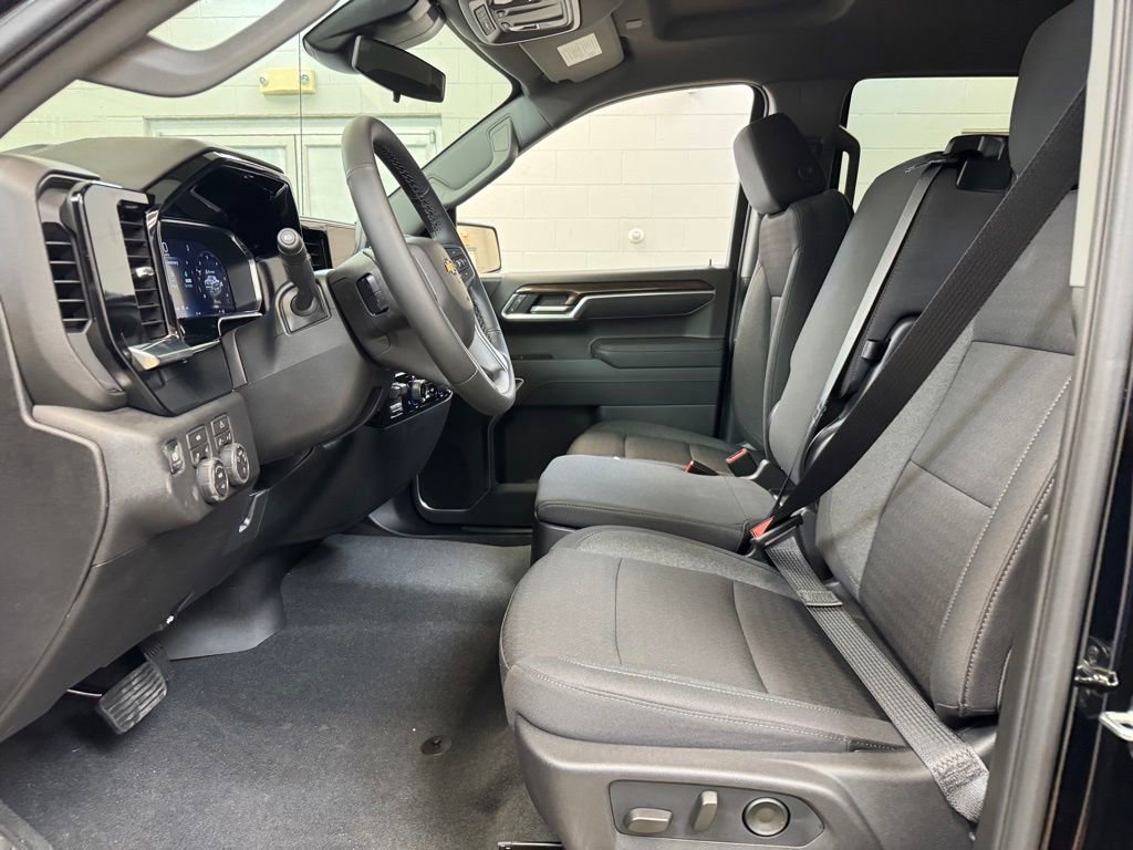 2026 Chevrolet Silverado 1500 LT - Photo 13