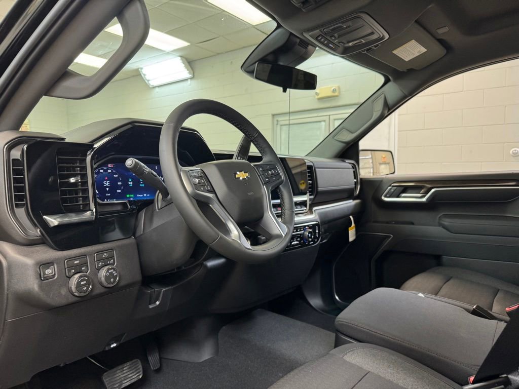 2026 Chevrolet Silverado 1500 LT - Photo 14